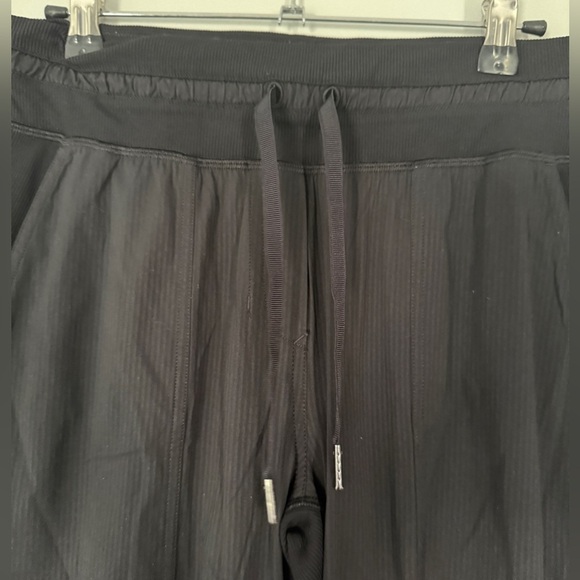 Lululemon Dance Studio Pants - Picture 4 of 8